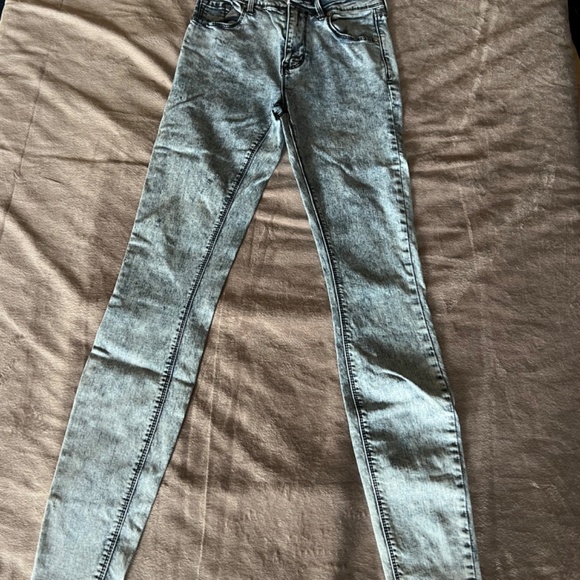 Bullhead Light Blue Acid Wash High Rise Denim Jegging - Picture 2 of 5